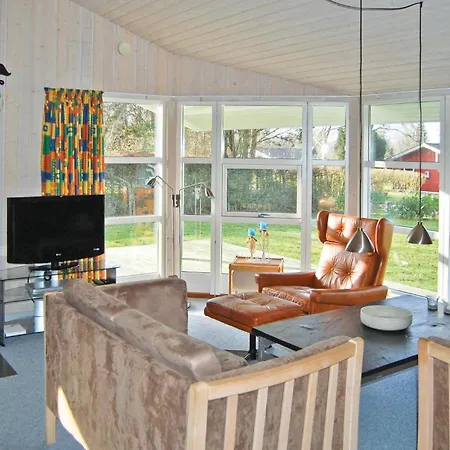 Amazing Home In Farvang With Wifi *